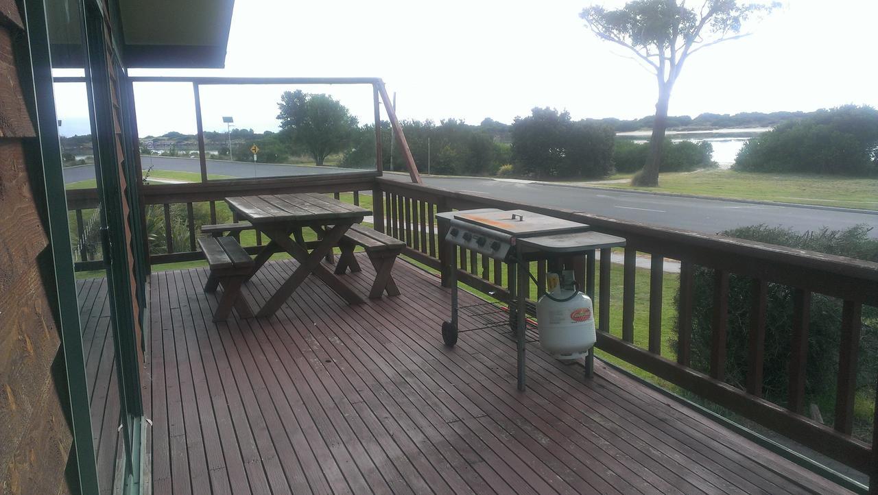 Bridport Seaside Lodge Экстерьер фото
